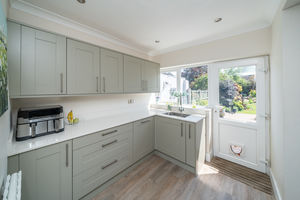 KITCHEN- click for photo gallery